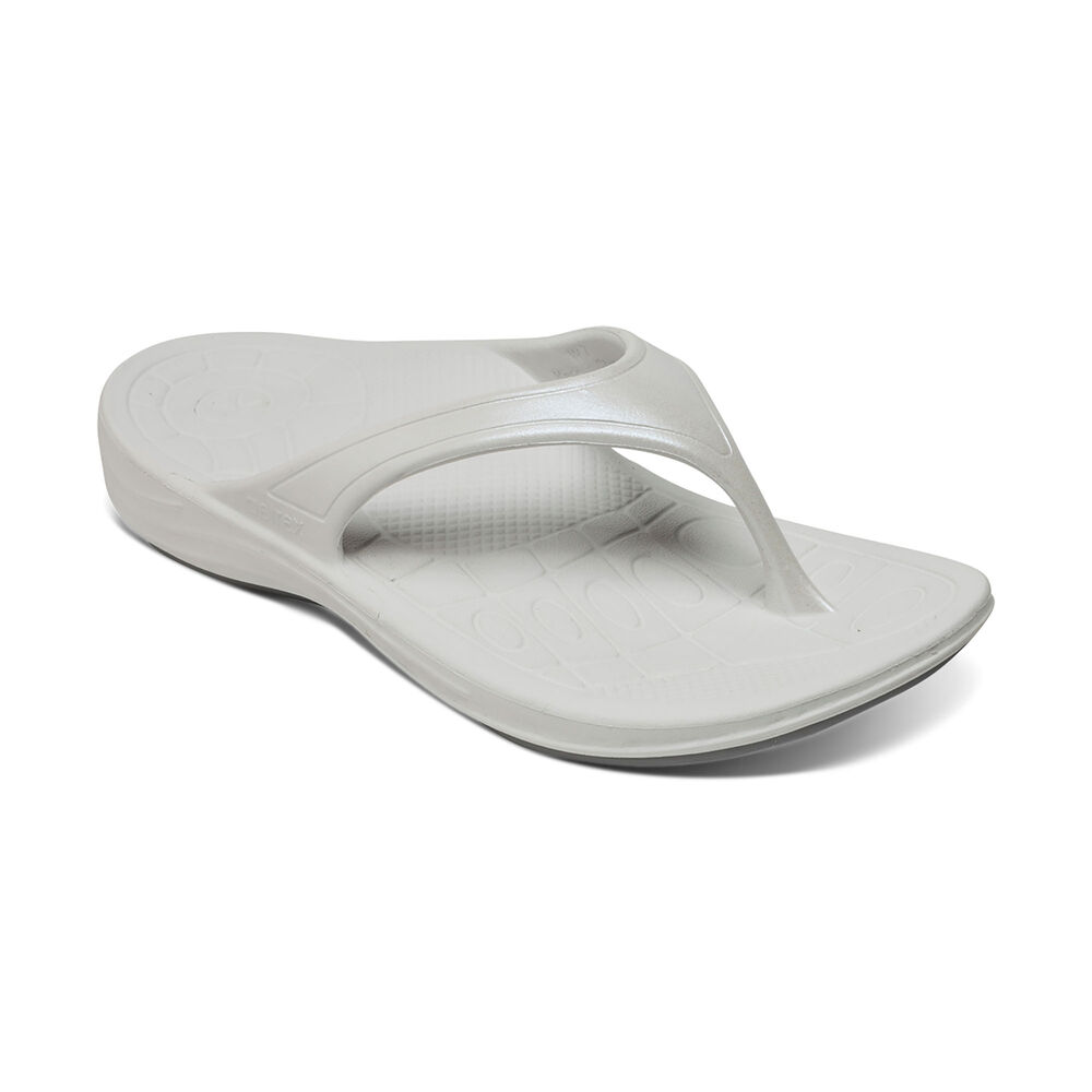 Aetrex Women's Fiji Orthotic Flip Flops - White | USA RIREUHC